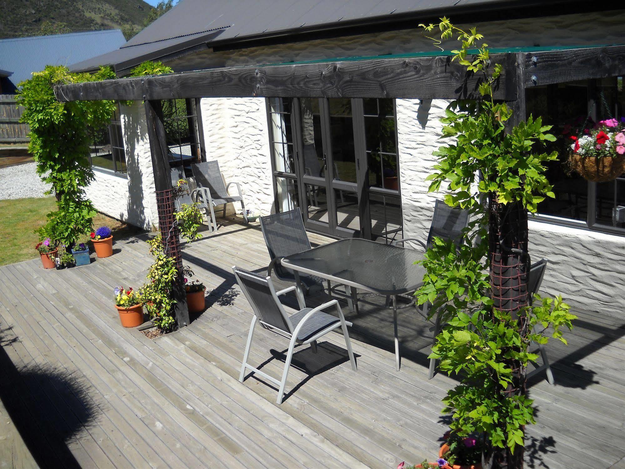 Criffel Peak View Bed And Breakfast 와나카 외부 사진