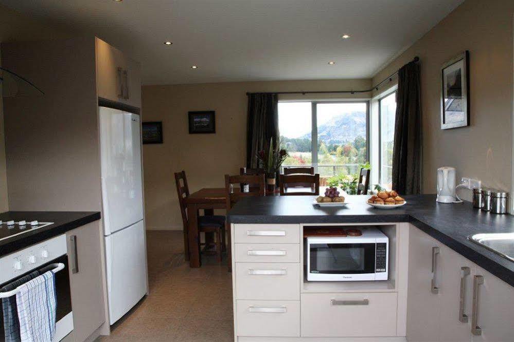 Criffel Peak View Bed And Breakfast 와나카 외부 사진